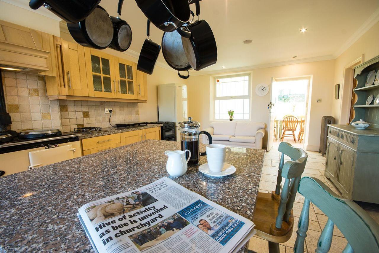 Exclusive Use Moor Grange Farm 13 Bedrooms Бакстон Экстерьер фото